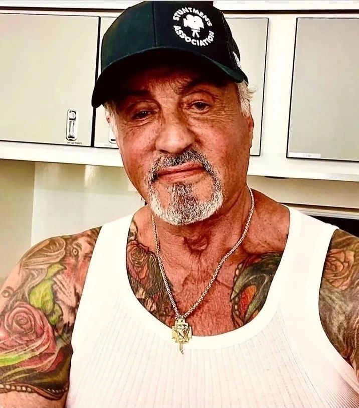 stallone_blanc.jpg